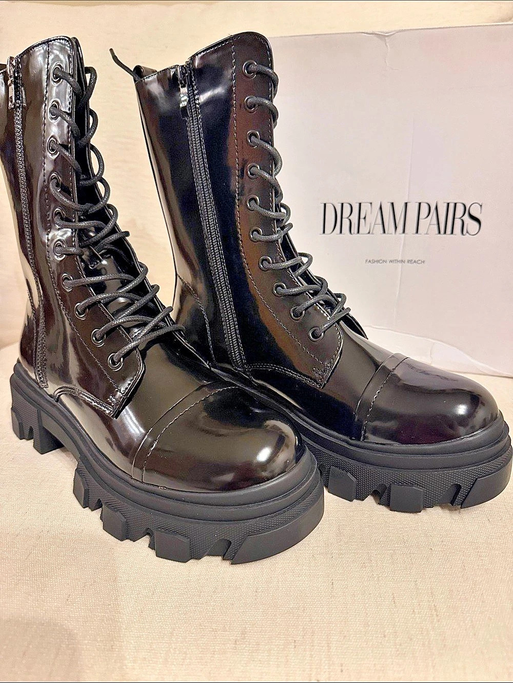 Dream Pairs Women's Mid-Calf Lug Sole Combat Boots Black